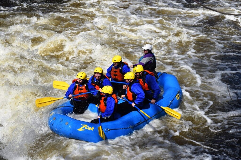 rafting in bhutan